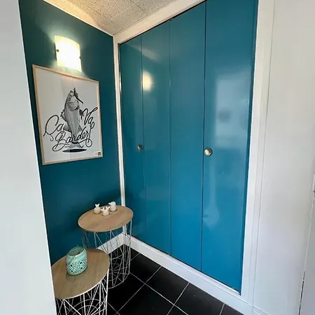 Pleine Apartment *